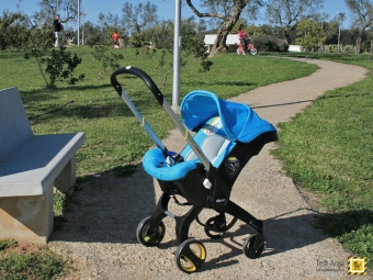 Simple Parenting Doona Infant Car Seat - Versione passeggino -  Appena scesi dalla macchina, siamo subito pronti per una bella passeggiata nel verde - Parco ad Arnesano, Lecce 