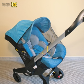 Simple Parenting Doona Infant Car Seat - Accessorio opzionale - Zanzariera - Vista con zanzariera applicata